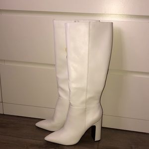 NEW White heel boots